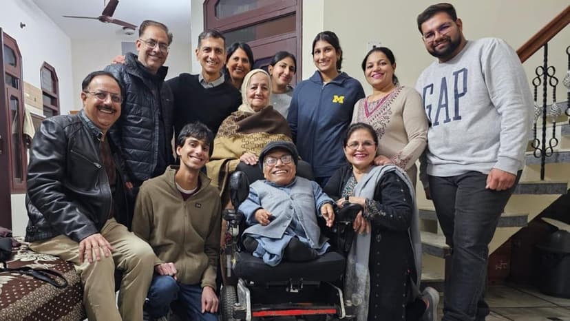 2-Foot Teacher Inspired Millions Despite 90% Disability