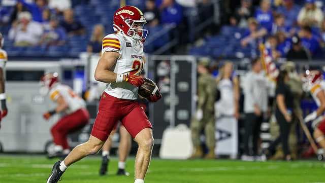 Iowa State Seeks First Road Win at Arizona