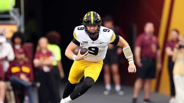 Iowa vs. Wisconsin: Rivalry renewed at Kinnick
