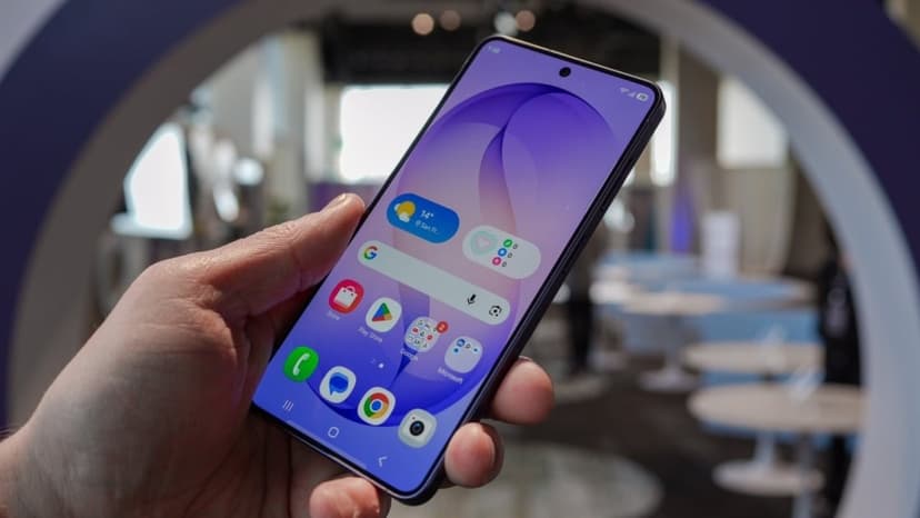 iPhone 17 vs. Galaxy S26: Who Wins the Price War?