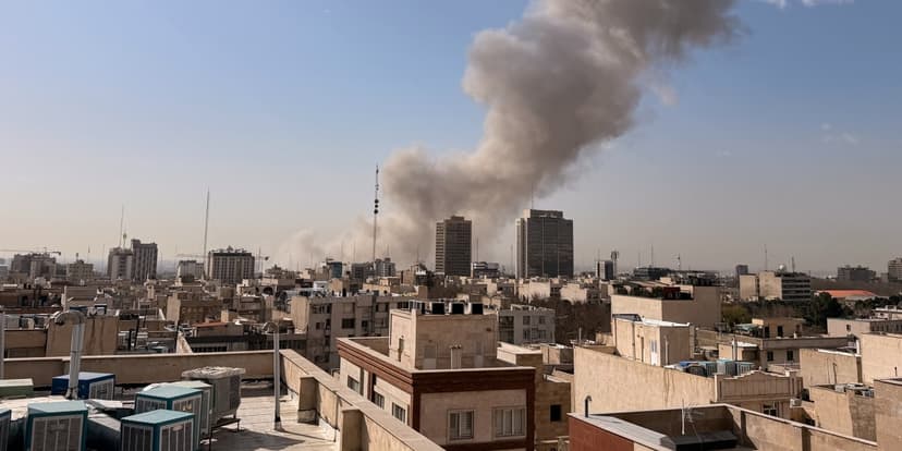 Panic in Iran: Citizens Stockpile Amidst Attacks