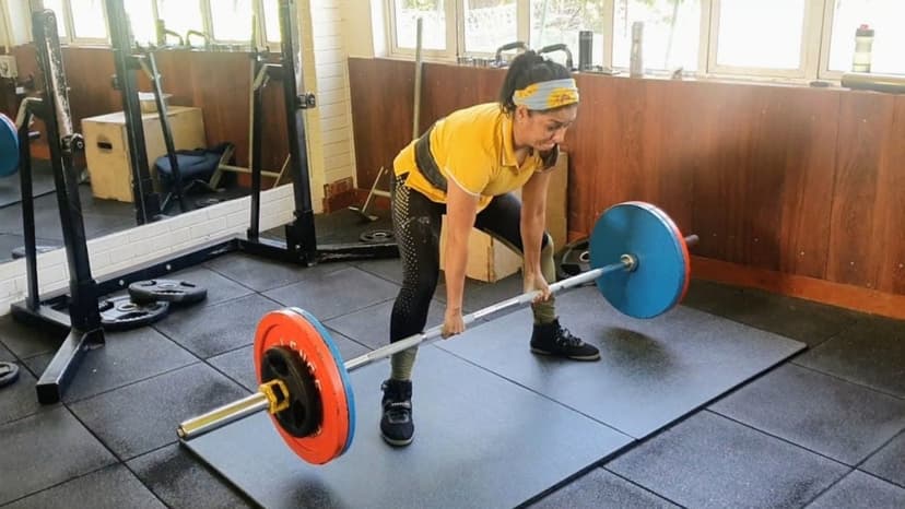 52-Year-Old IRS Officer Defies Age with Powerlifting