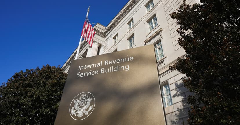 IRS Wins $371M Battle Against Convicted Tax Cheat