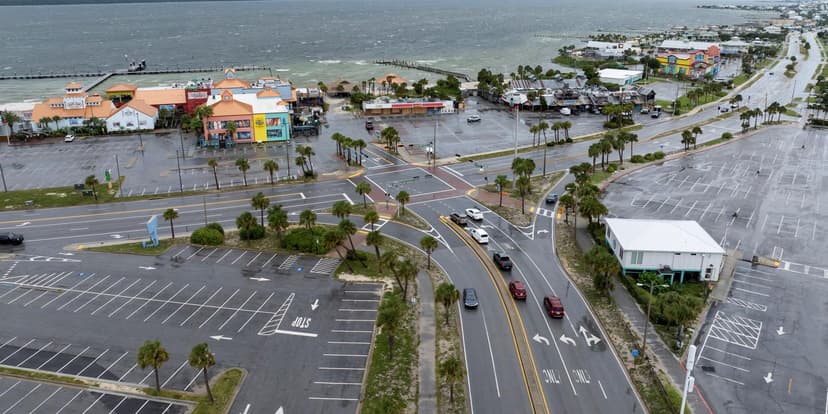 Isaias Weakens to Post-Tropical Cyclone Over Florida