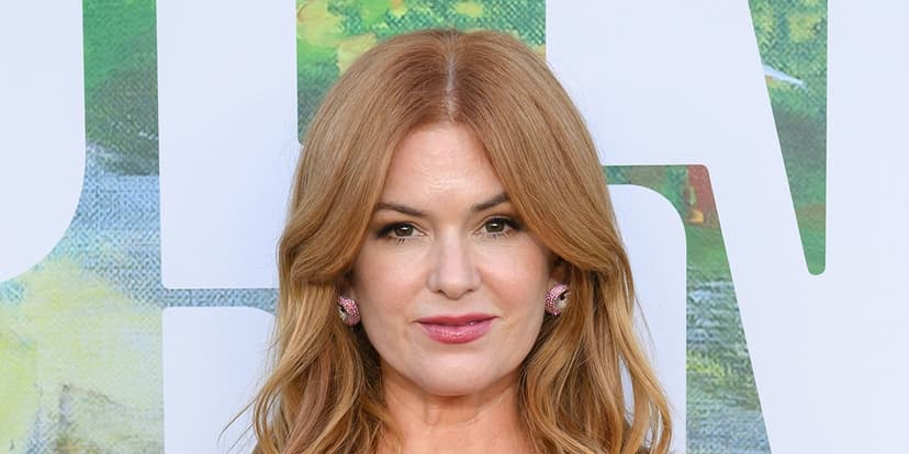 Isla Fisher Reveals Dating 'Ick': A Man's Dog Chase Woes