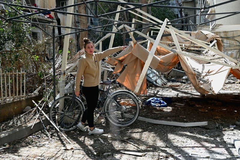 Israelis Fly Home Amidst Mideast Conflict