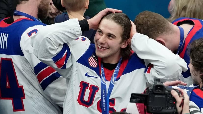 US Hockey Hero Loses Teeth, Gains Gold