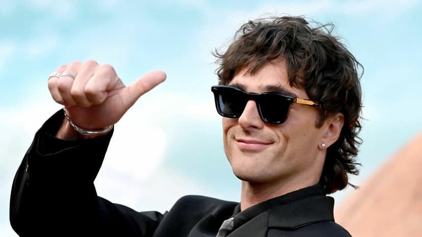 Oscar Nominee Jacob Elordi Frontrunner for Bond