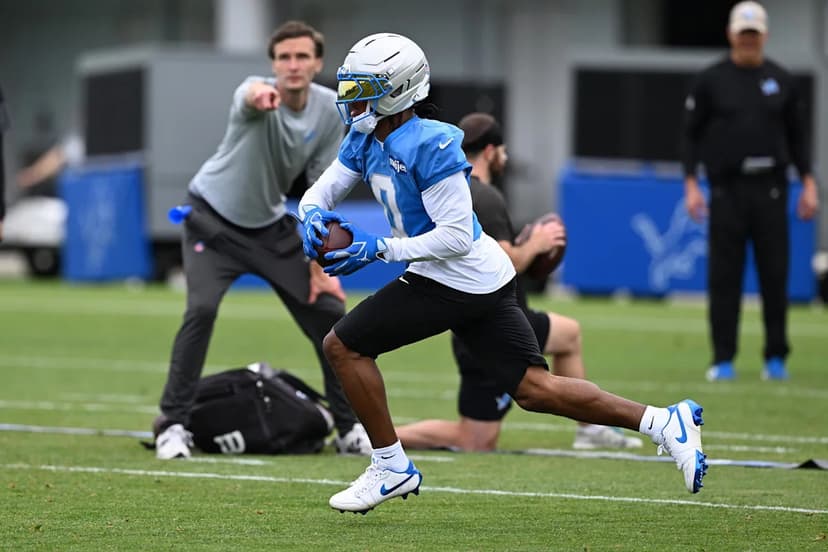 Lions RB Gibbs Eyes 2,000 Yards