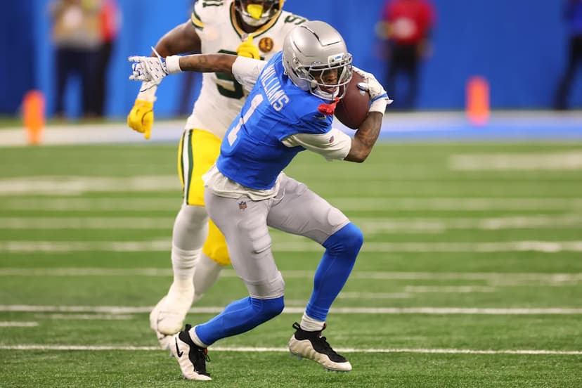 Williams Races for Lions' Crucial TD