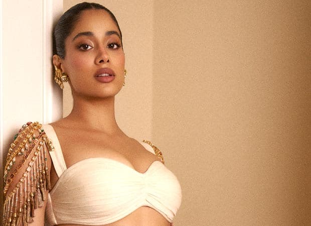 Janhvi Kapoor Stuns in Bengal Muslin at Paris Gala