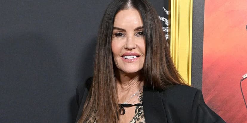 Supermodel Janice Dickinson Unveils Dramatic New Look