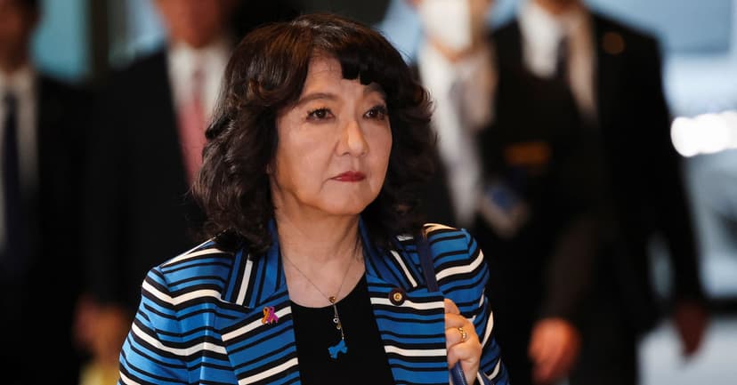 Japan Eyes Forex Reserves for Tax Cut Funding