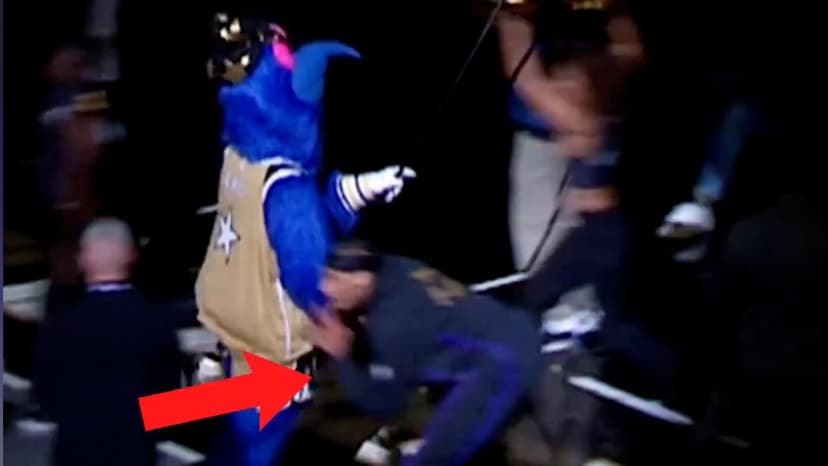 Lakers Star Suspended for Mascot Shove!