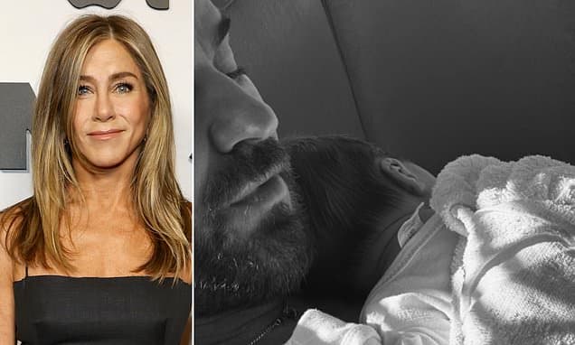 Aniston Supports Ex Theroux's New Baby News