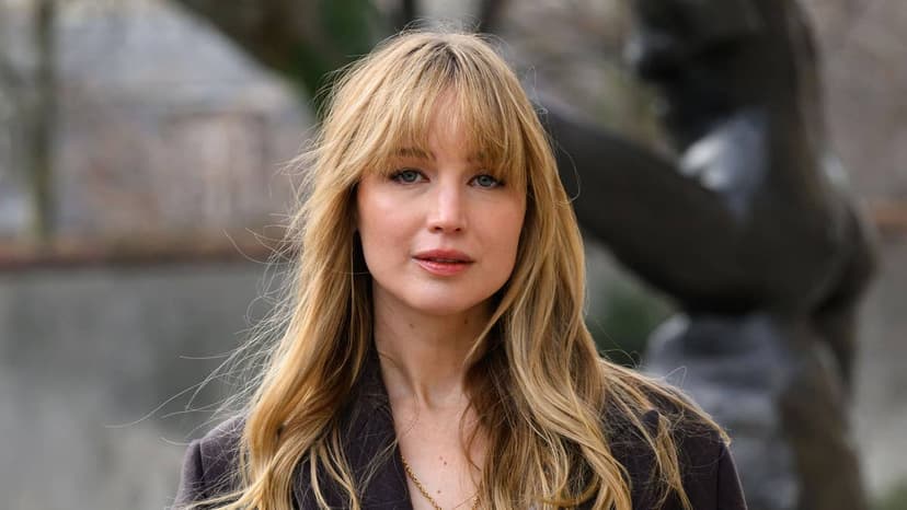 Jennifer Lawrence's Mystique Transformation Revealed