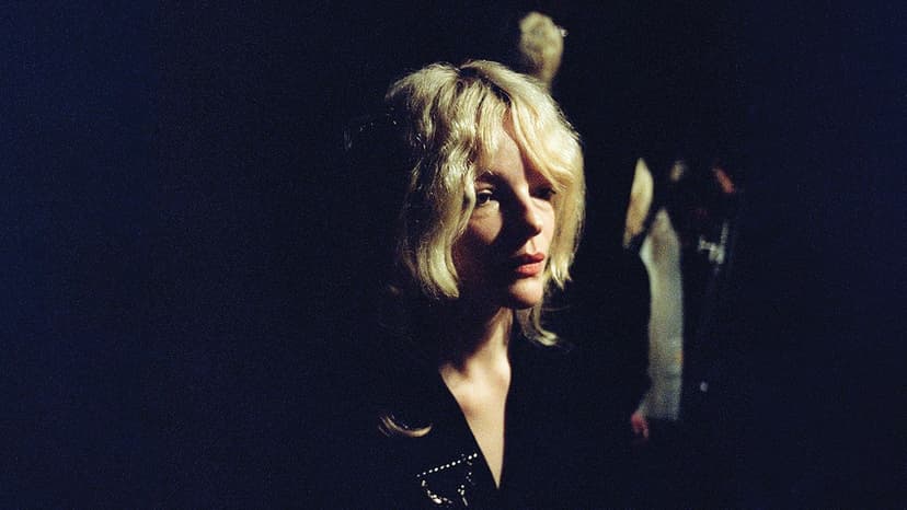 Jessica Pratt's Hypnagogic Folk Evolves on 'Here in the Pitch'