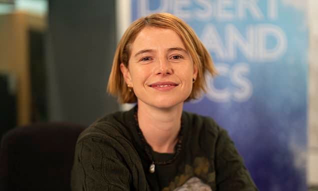 Jessie Buckley Credits Theatre for Mental Health Recovery