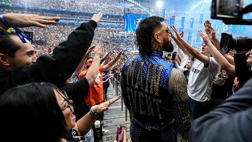 Jey Uso Breaks Fan's Glasses, Offers His Own