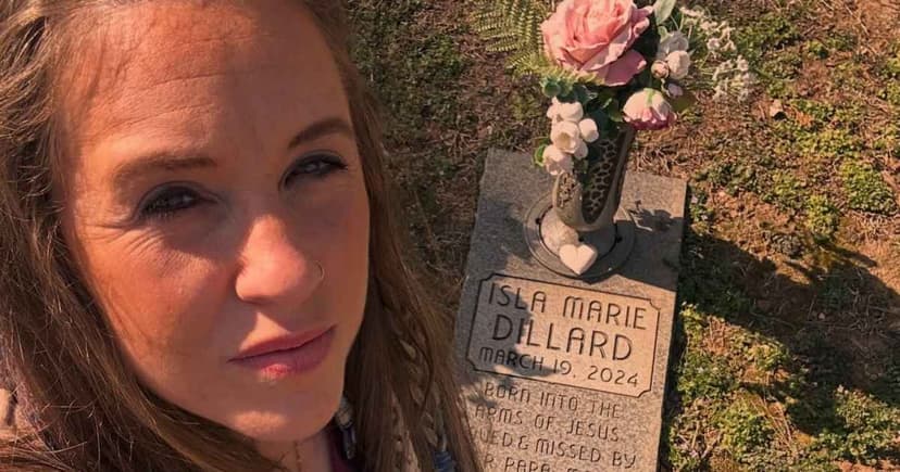 Jill Duggar Finds Peace at Daughter's Grave