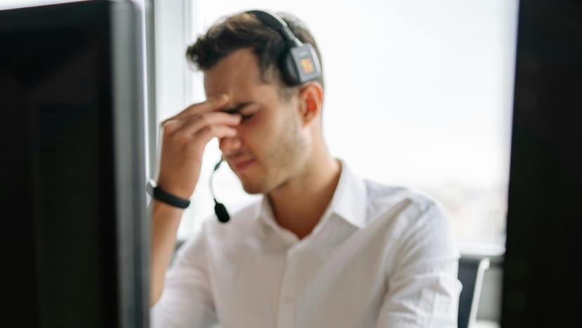 Job Offer vs. 90-Day Notice: Dilemma on Reddit