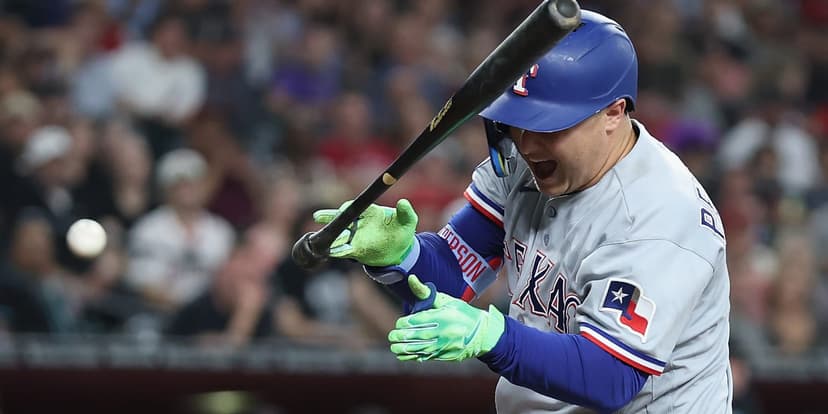 Pederson Bats Despite Fracture: Rangers' Playoff Push?