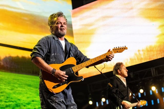 Blossom Music Center: Arrive Early for Mellencamp