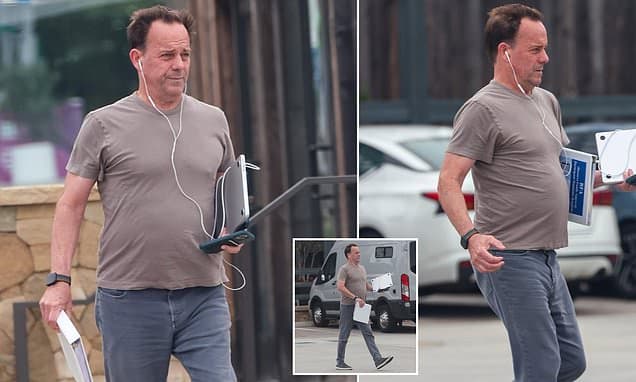 Top Gun Pilot Turned Director Spotted in Malibu