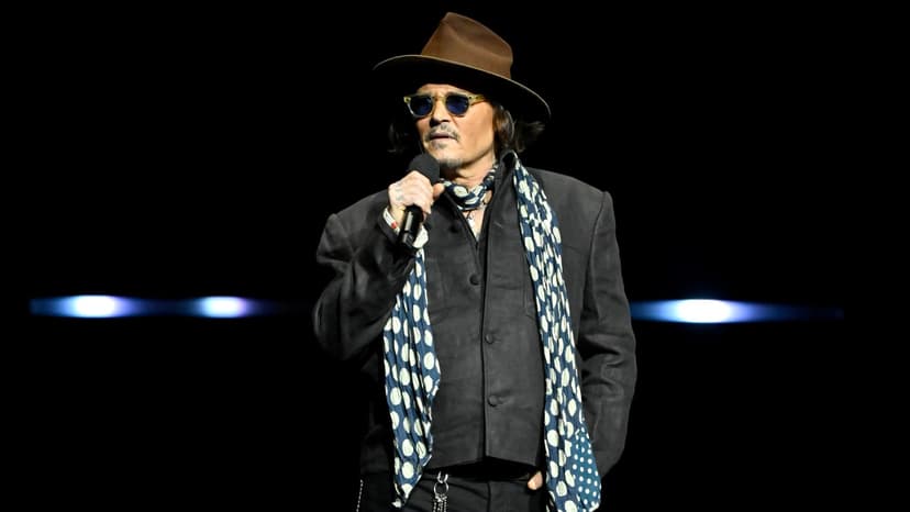 Depp Returns to Hollywood with New 'Scrooge' Film