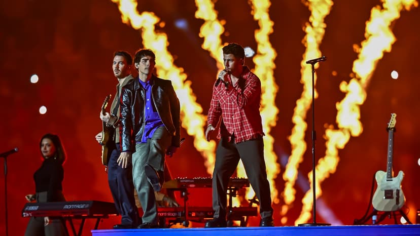 Jonas Brothers Bring Back 'Burnin' Up' Tour