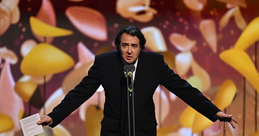 Jonathan Ross Reveals Hidden Scar and Painful Japan Dental Disaster