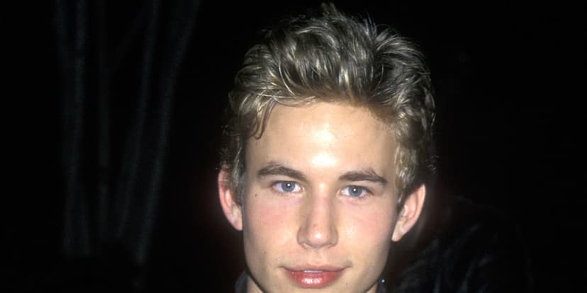 JTT Reappears With Costars After Years