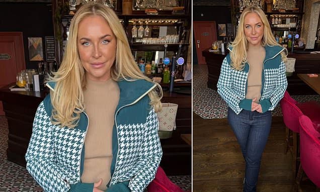 Josie Gibson Flaunts 5-Stone Loss Post-Surgery