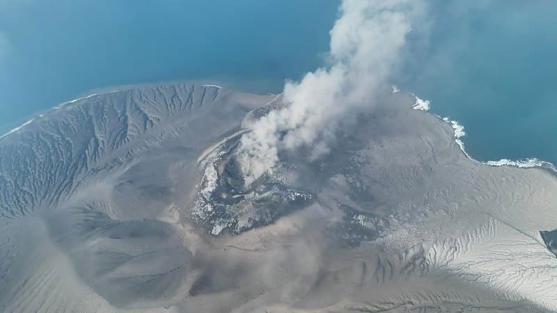 Eight Missing Near Krakatau Eruption