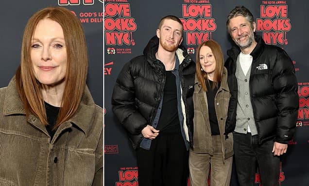 Julianne Moore's Rare Family Red Carpet Moment