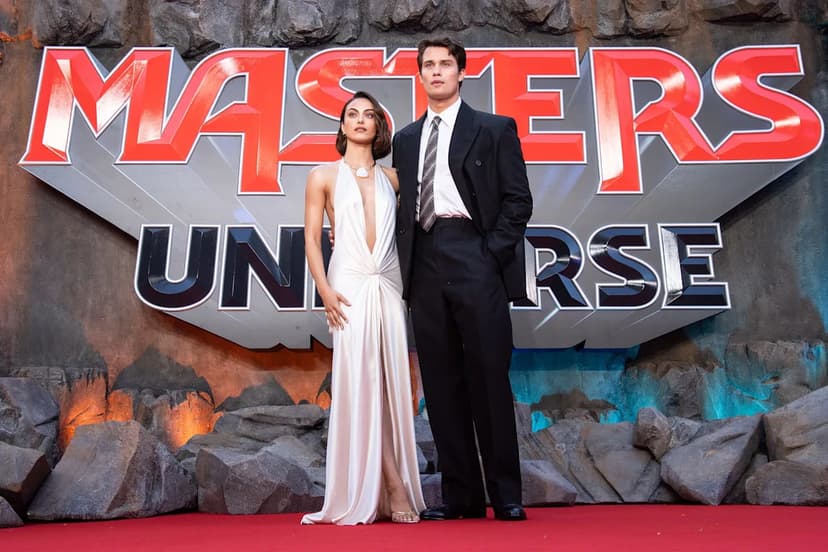 June Blockbusters: Spielberg, Swift & Supergirl Arrive!
