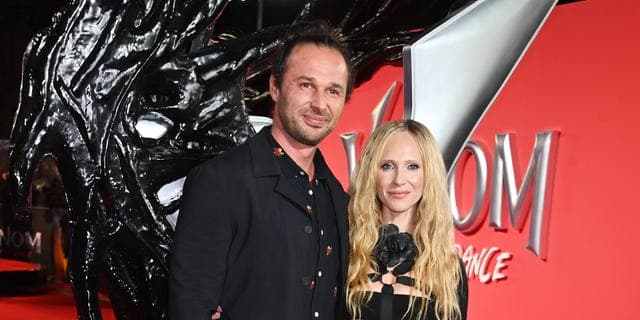 Juno Temple's Fiancé Michal Szymanski Revealed
