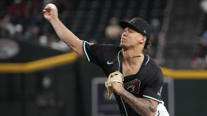 Martinez Nearing Diamondbacks Return After Surgery