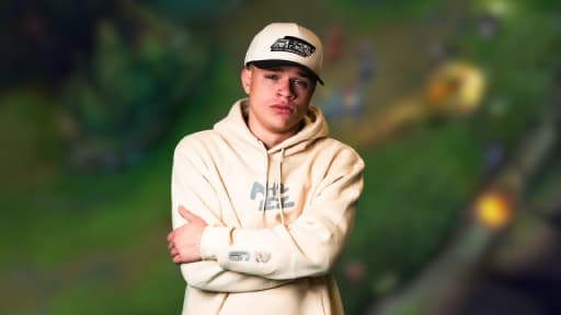 Streamer Banned for Buying League of Legends Account