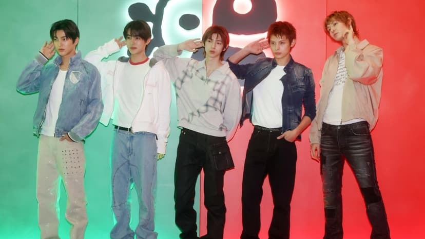 K-Pop Fans Live the Dream in Seoul Airbnb Hideout
