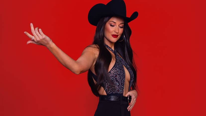 Kacey Musgraves Embraces Música Mexicana with Intocable