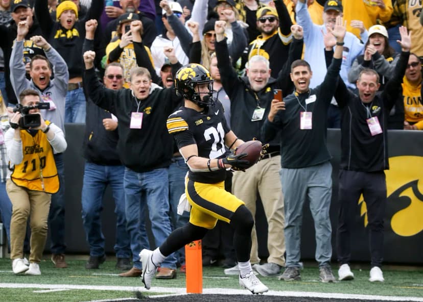 Iowa's Kaden Wetjen: Record-Breaking Return Specialist