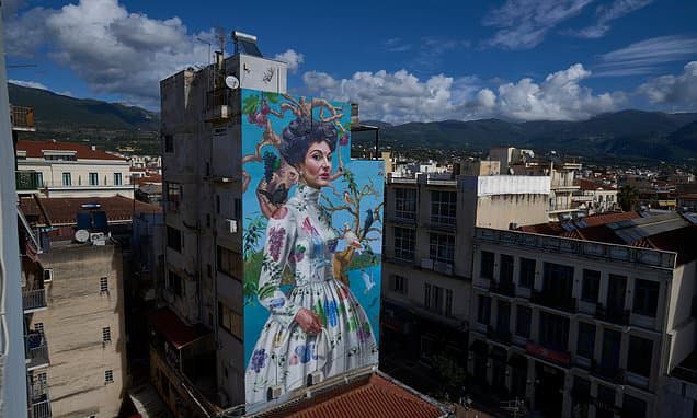 Kalamata's Diva Mural Crowned World's Best