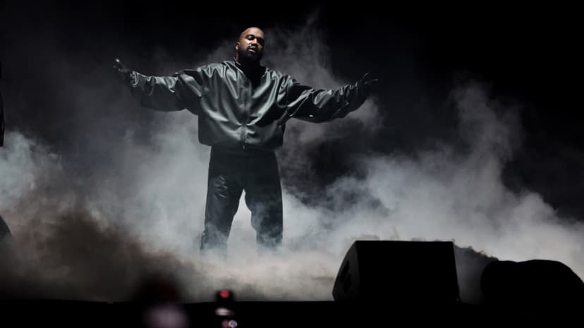 Kanye West to Perform in Russia Amid Controversies