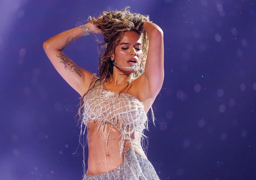Karol G Ignites Chicago with Tropicoqueta Tour Launch