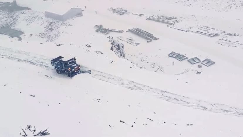 Kashmir Plunges into Deep Freeze: Chillai-Kalan Begins