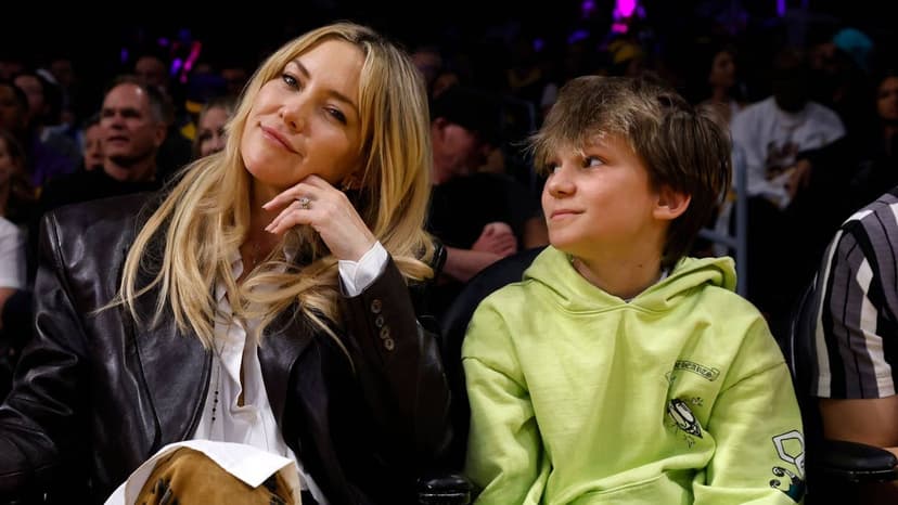Kate Hudson's Son Steals Show at Premiere