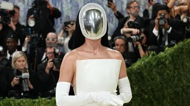 Katy Perry's Met Gala Mirror Mask Stuns