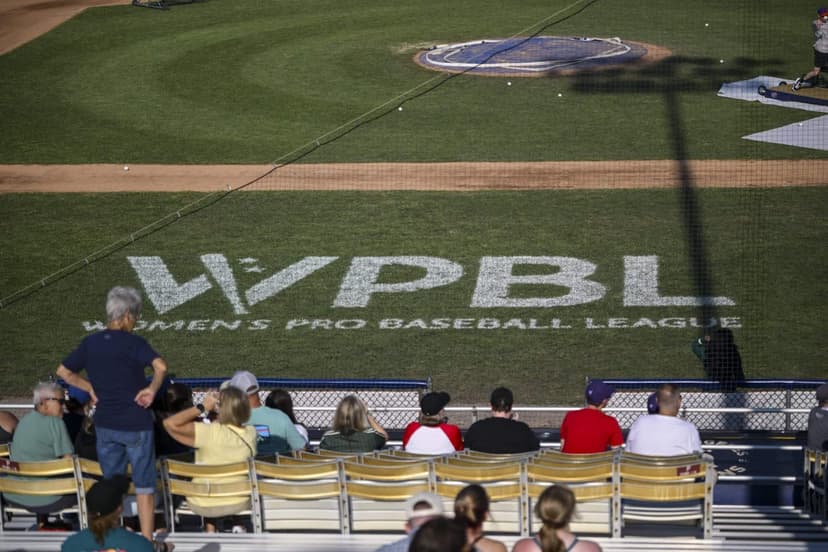 Foulke Fired After Just 3 Games With New Baseball League