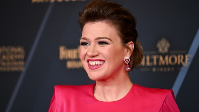 Kelly Clarkson: AI Music Needs Separate Charts